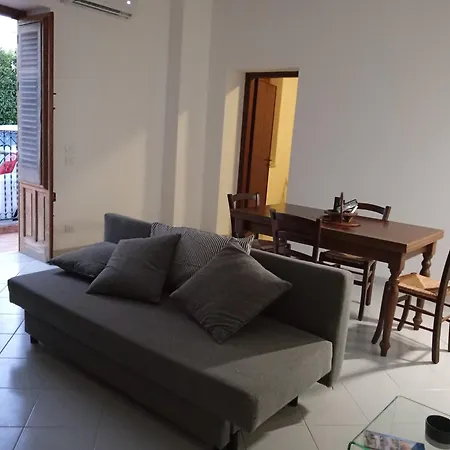 Apartment Mondello La Piazzetta *